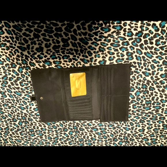 NWOT KANE M Women’s wallet color brown and black with designer buckle on front - Picture 3 of 3